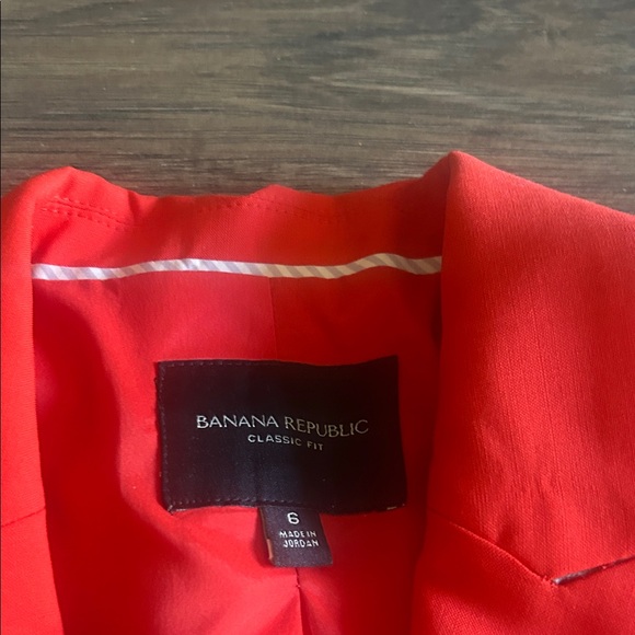 Banana Republic Classic Fit Blazer Women’s Size 6 Red One-Button - Picture 3 of 4